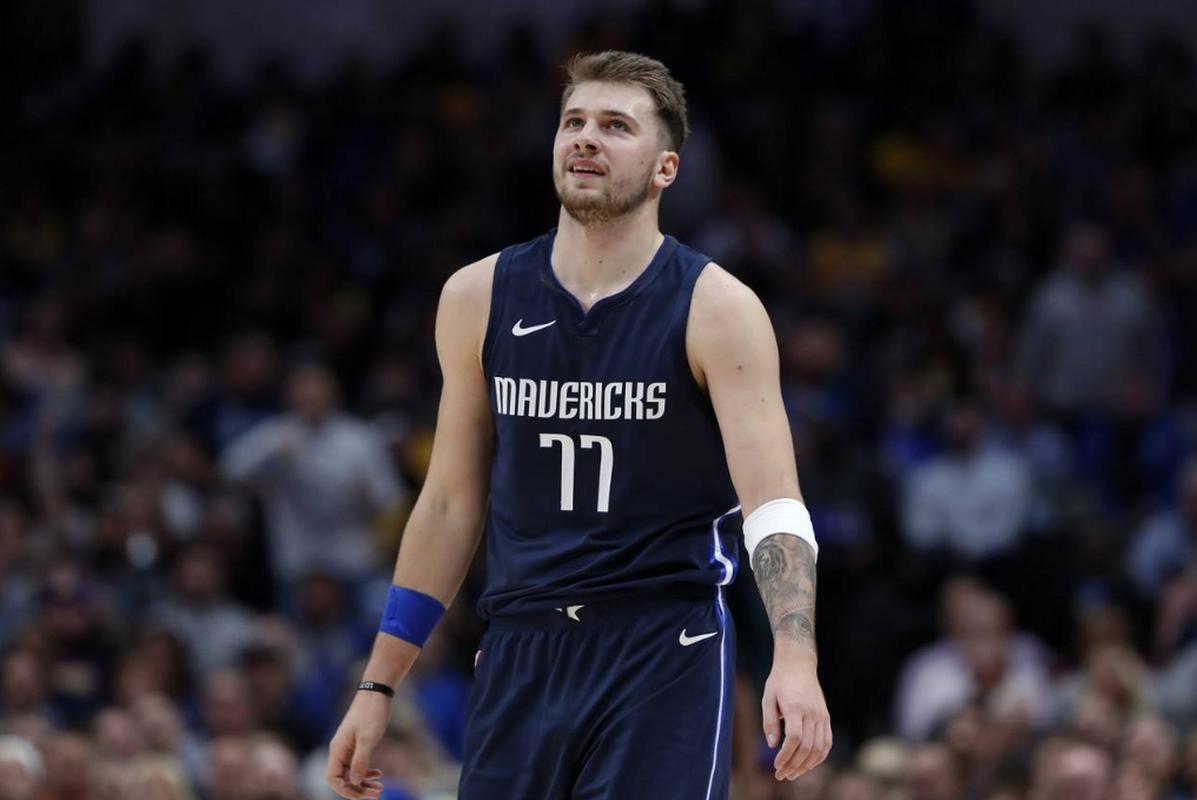 新杰的故事 新杰的故事