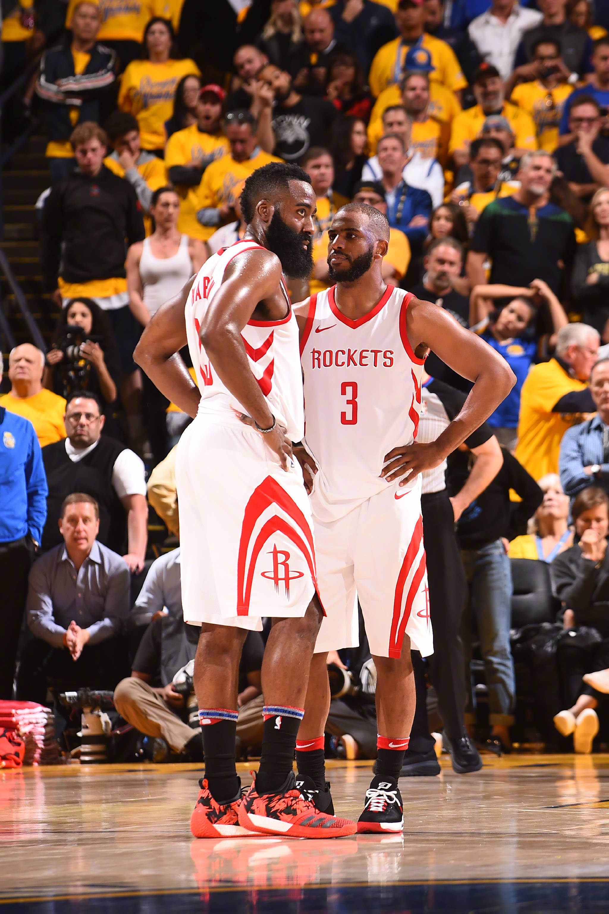 士分析认为 士分析认为